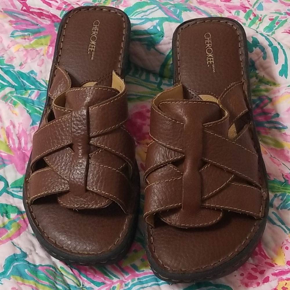 Cherokee Size 7.5 Wedge Sandals